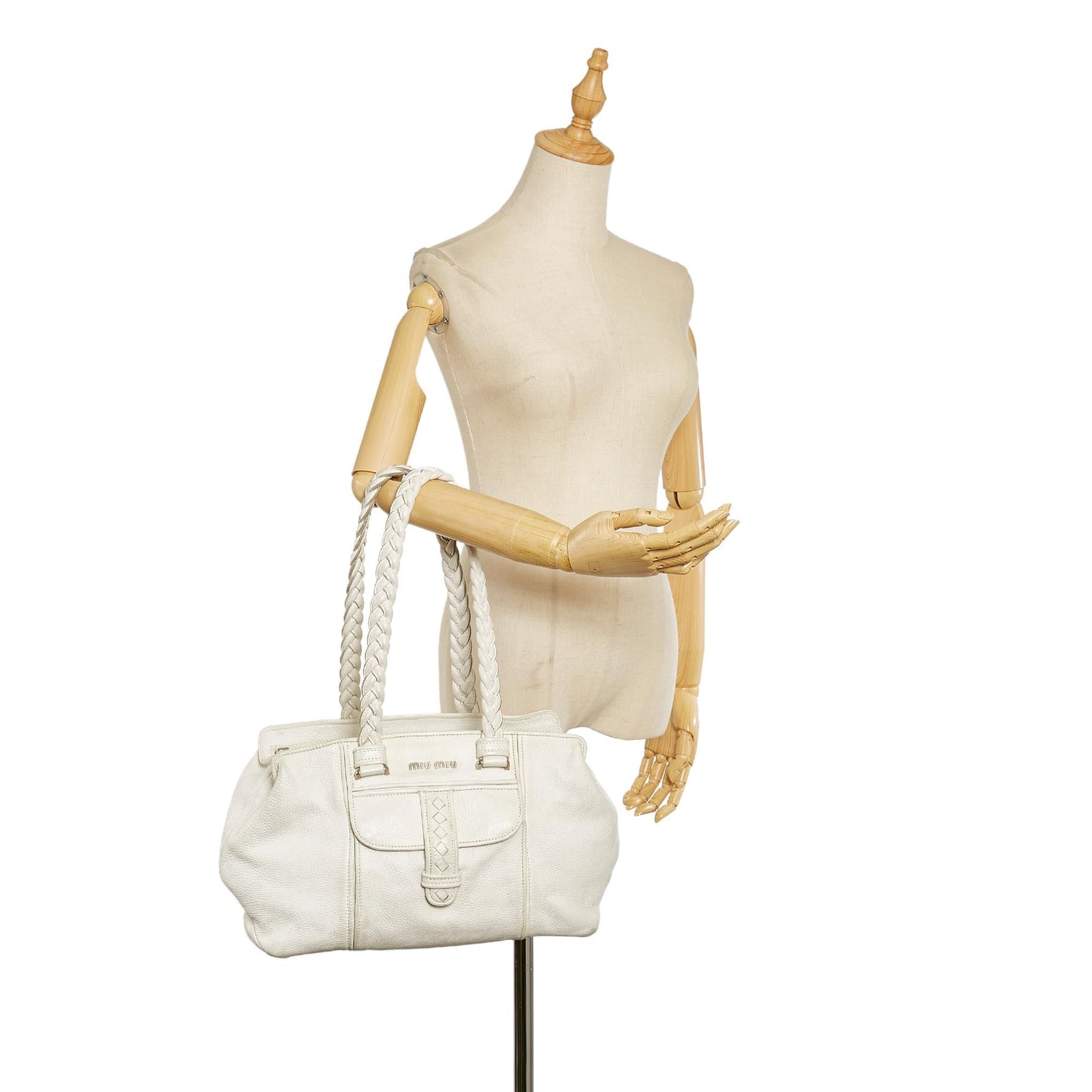 Miu Miu Leather Shoulder Bag (SHG-25328)