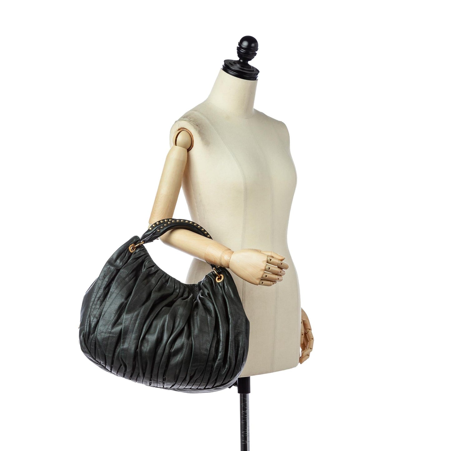 Miu Miu Leather Shoulder Bag (SHG-24602)